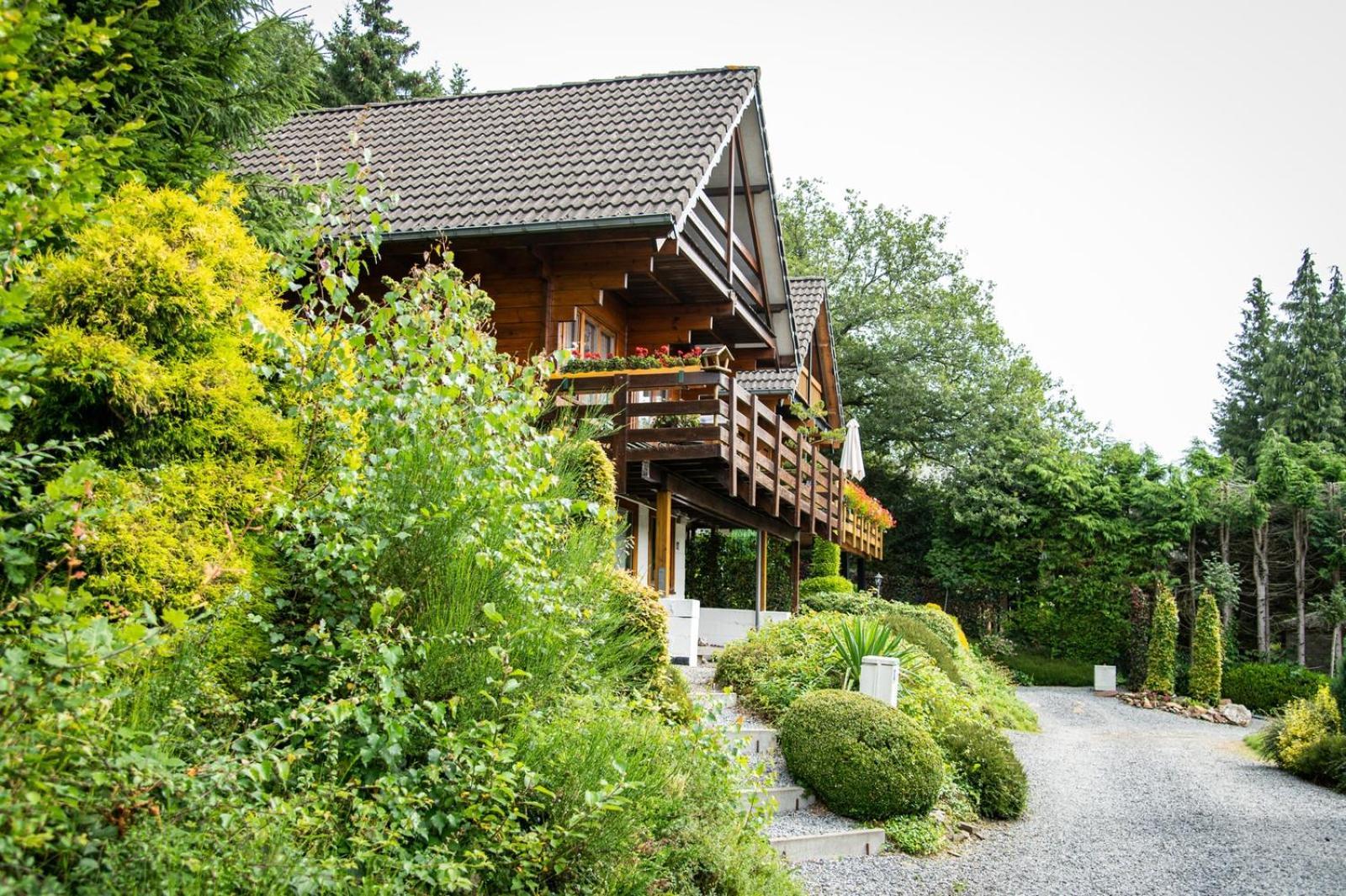 Ardenparks Petite Suisse Hotel Dochamps Exterior foto