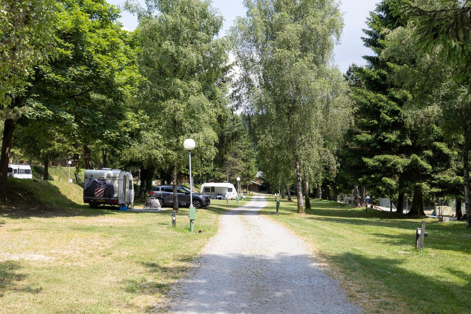 Ardenparks Petite Suisse Hotel Dochamps Exterior foto