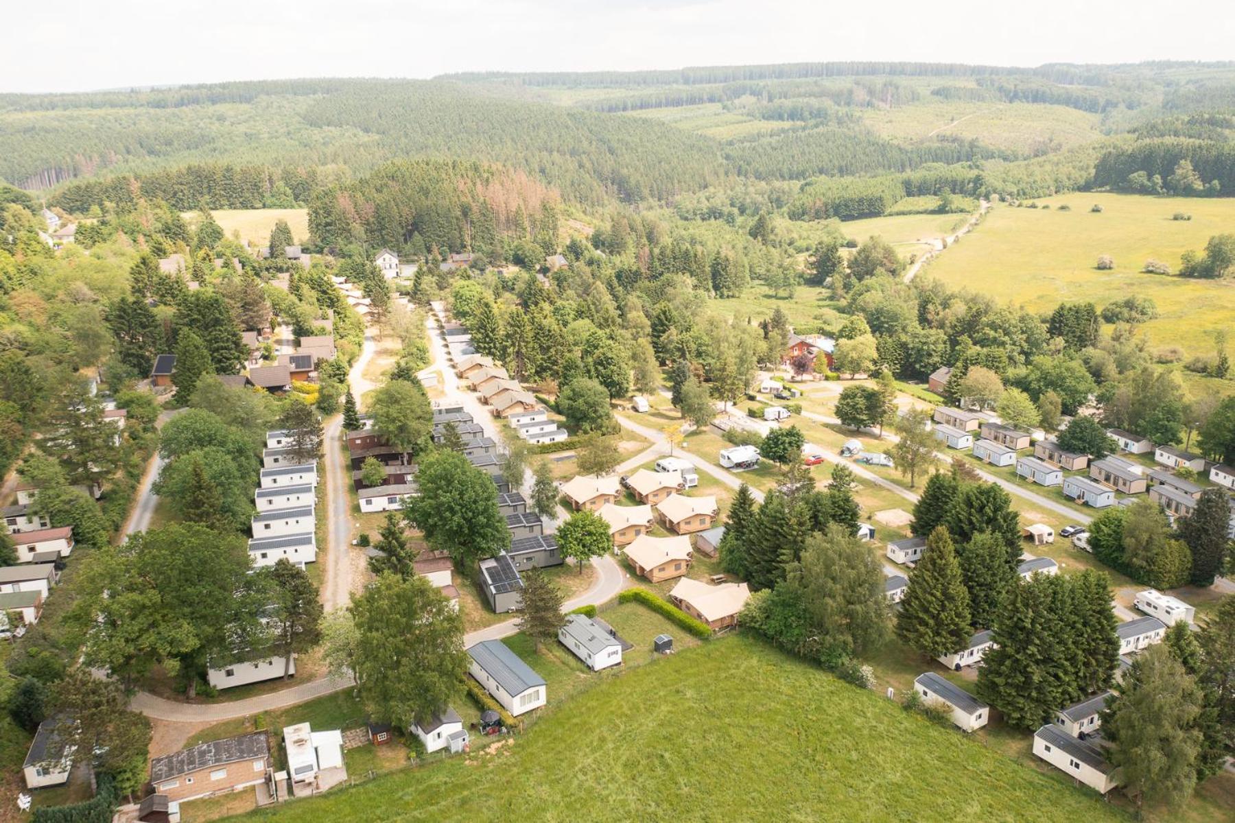 Ardenparks Petite Suisse Hotel Dochamps Exterior foto