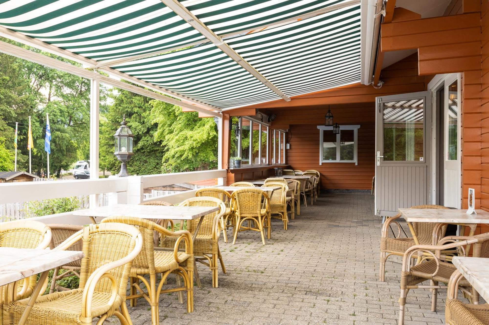 Ardenparks Petite Suisse Hotel Dochamps Exterior foto